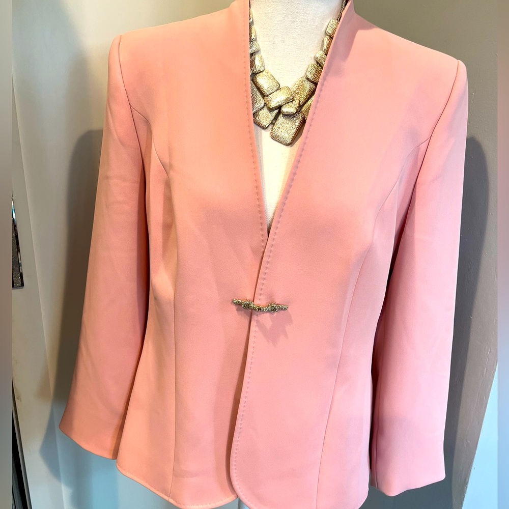 Christina Felix , blush evening jacket/blazer with jewel closure. Size large(42)